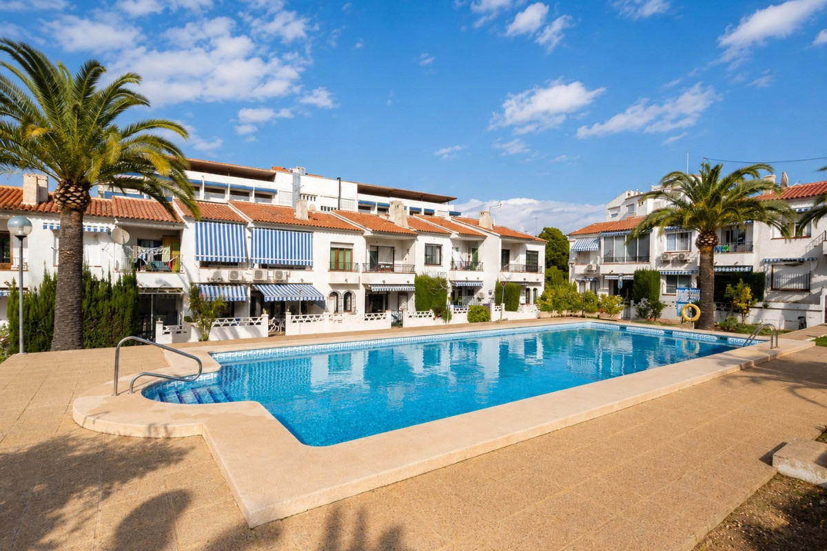 Resale - Townhouse - Albir - center