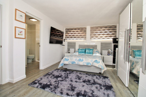 Revente - Villa - Villamartin