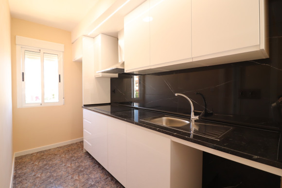 Herverkoop - Appartement  - Orihuela Costa - Punta Prima
