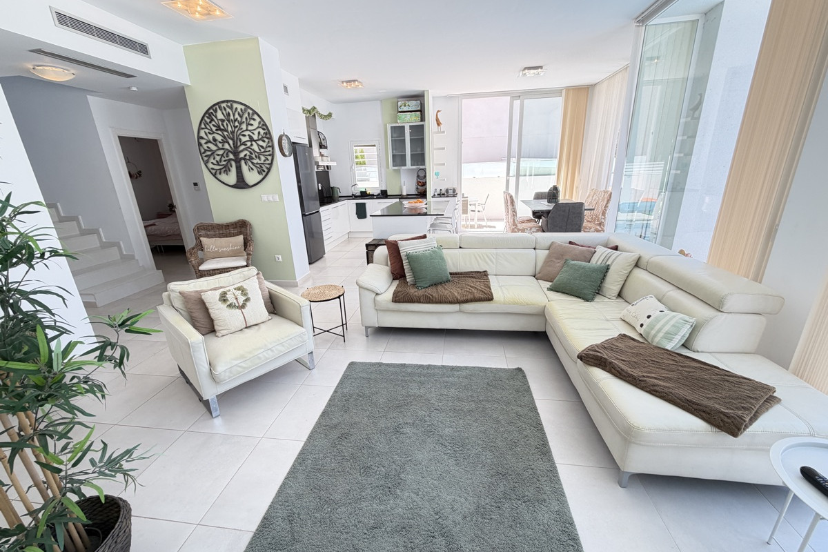 Herverkoop - Vrijstaande Villa - Orihuela Costa - Mil Palmeras