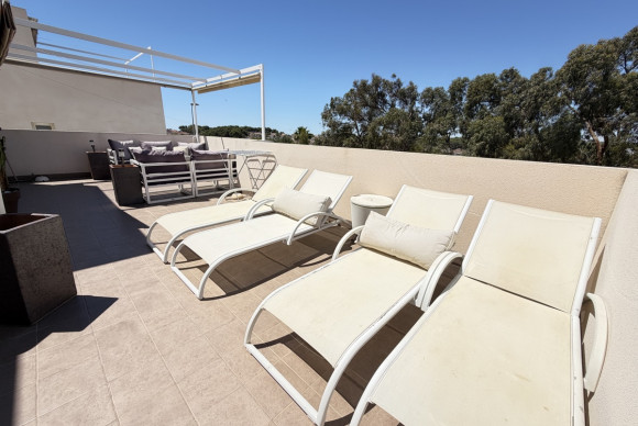 Herverkoop - Vrijstaande Villa - Orihuela Costa - Mil Palmeras