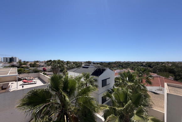 Herverkoop - Vrijstaande Villa - Orihuela Costa - Mil Palmeras