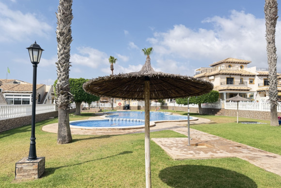 Herverkoop - Appartement - Orihuela Costa - La Zenia