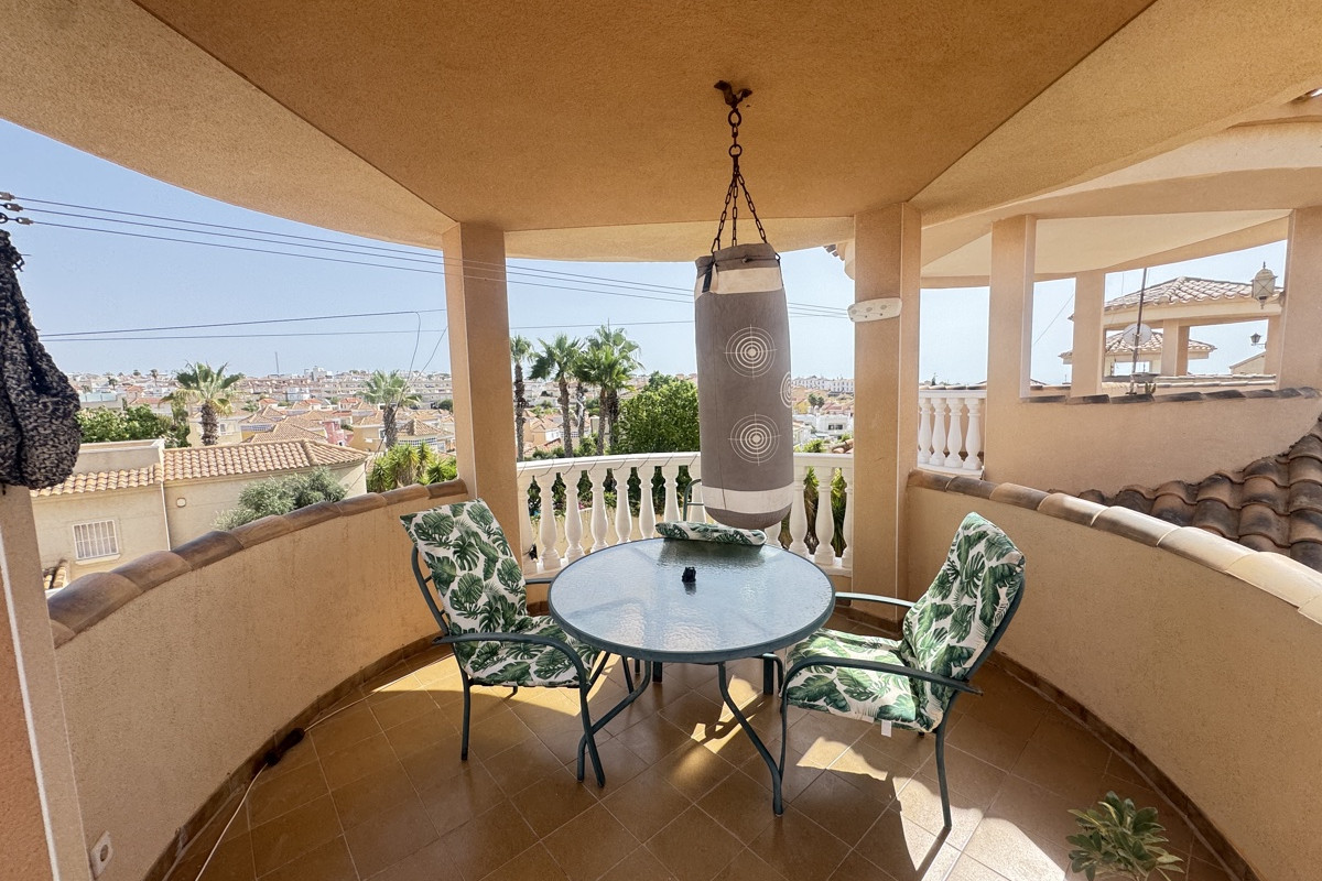 Herverkoop - Vrijstaande Villa - Orihuela Costa - Villamartin