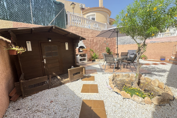 Herverkoop - Vrijstaande Villa - Orihuela Costa - Villamartin