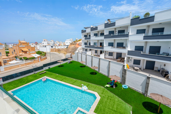 Herverkoop - 1. Apartment / flat - Torrevieja - Costa Blanca South