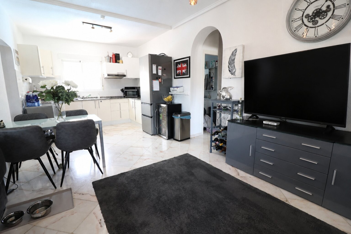 Herverkoop - Vrijstaande Villa - Orihuela Costa - Villamartin