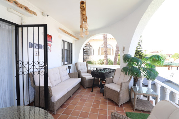 Herverkoop - Vrijstaande Villa - Orihuela Costa - Villamartin