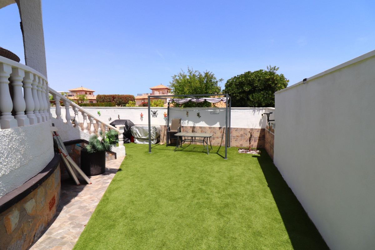 Herverkoop - Vrijstaande Villa - Orihuela Costa - Villamartin