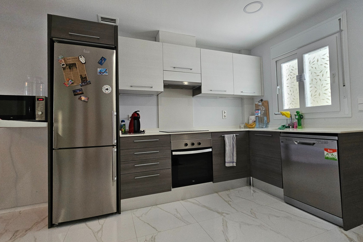 Herverkoop - Appartement  - La Marina - El Pinet