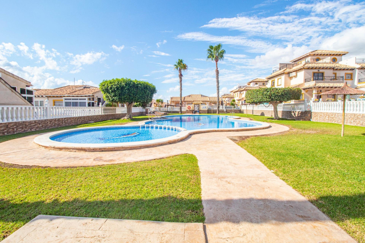 Revente - Terraced house - Orihuela Costa - La Zenia