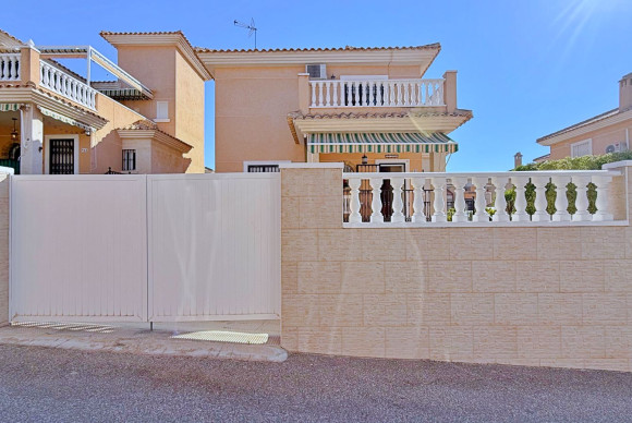 Herverkoop - Vrijstaande Villa - Orihuela Costa - Punta Prima