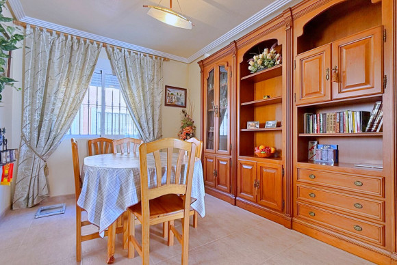 Herverkoop - Vrijstaande Villa - Orihuela Costa - Punta Prima