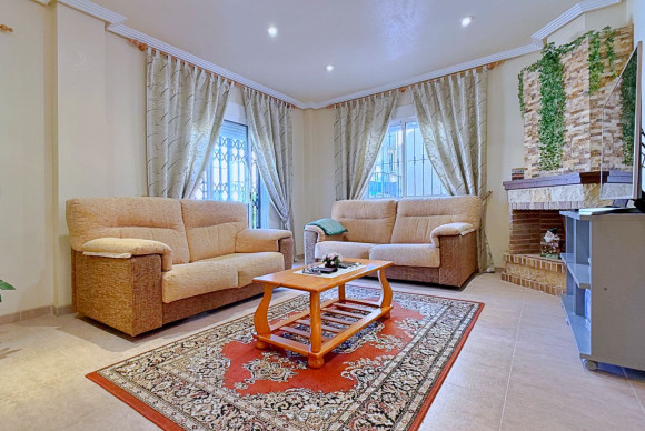 Herverkoop - Vrijstaande Villa - Orihuela Costa - Punta Prima