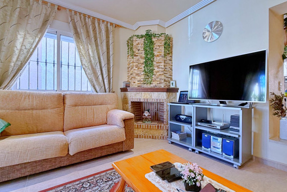 Herverkoop - Vrijstaande Villa - Orihuela Costa - Punta Prima