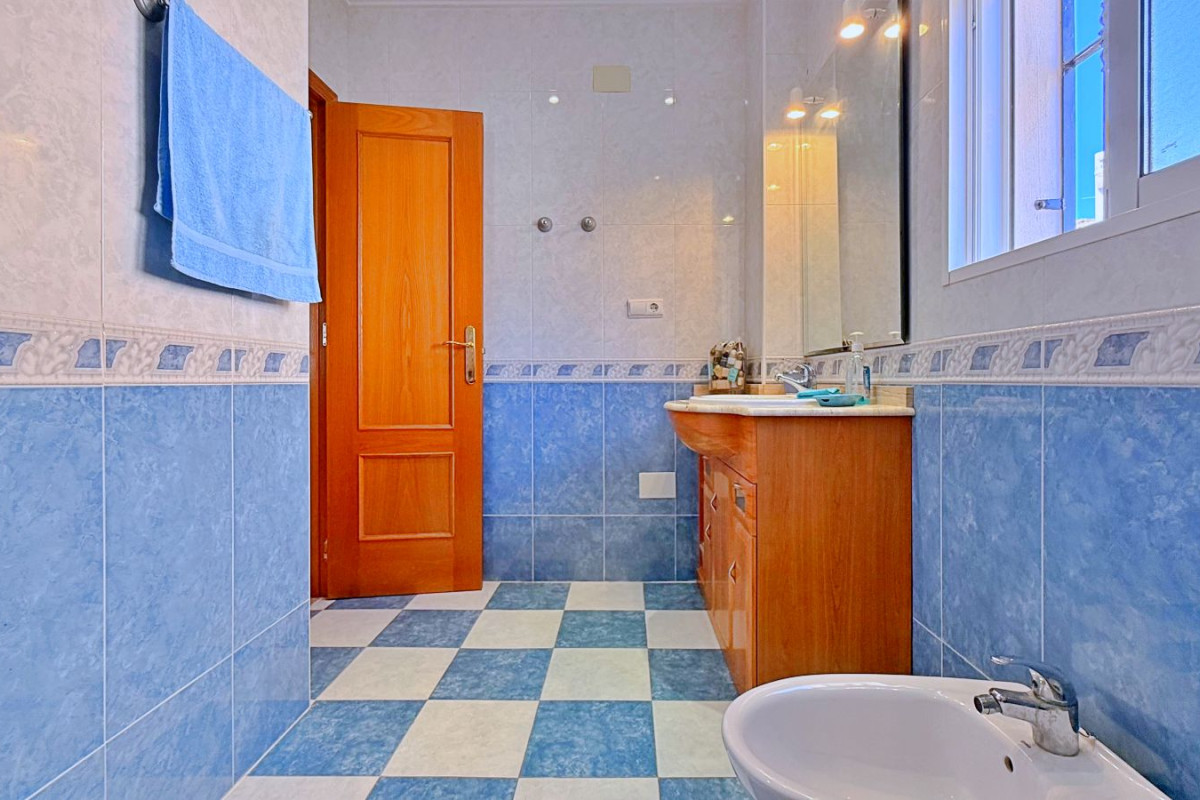 Herverkoop - Vrijstaande Villa - Orihuela Costa - Punta Prima