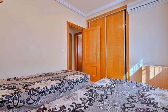 Herverkoop - Vrijstaande Villa - Orihuela Costa - Punta Prima