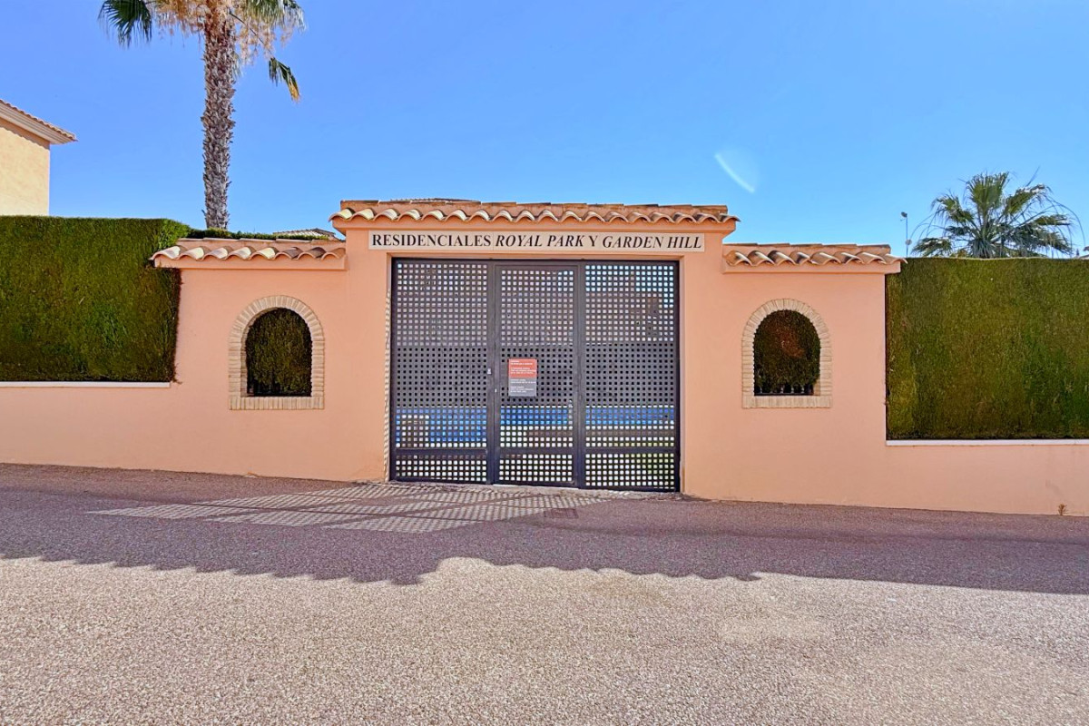 Herverkoop - Vrijstaande Villa - Orihuela Costa - Punta Prima