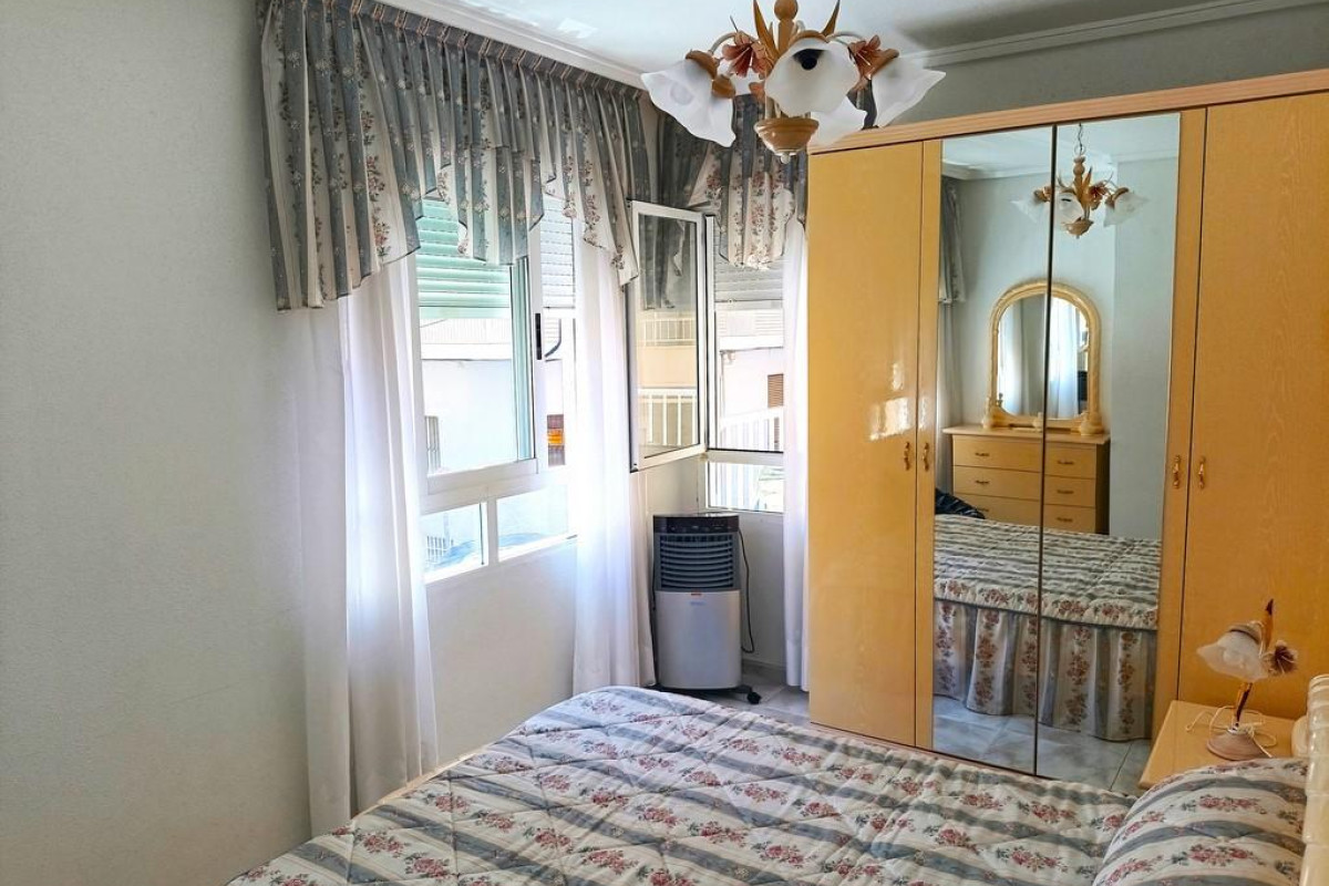 Herverkoop - Appartement  - Torrevieja - Playa del Cura
