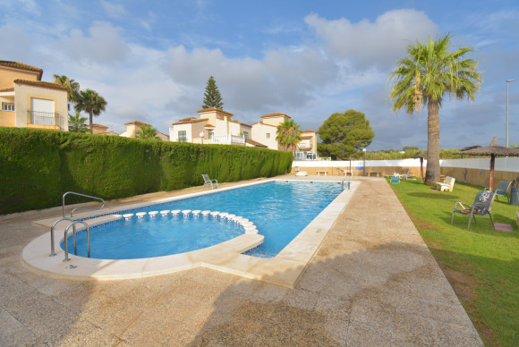 Herverkoop - Quad Woning - Algorfa - Montebello