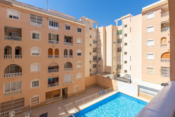 Herverkoop - Appartement  - Torrevieja - Habaneras