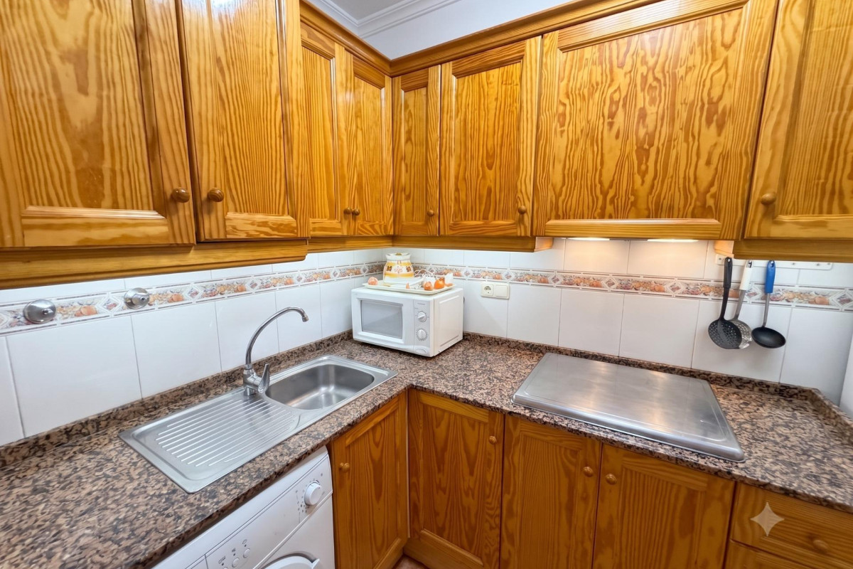 Herverkoop - Appartement  - Torrevieja - Estacion de autobuses