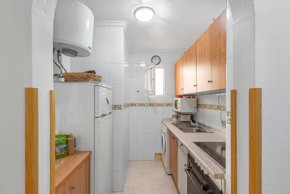 Resale - Apartment  - Torrevieja - Estacion de autobuses