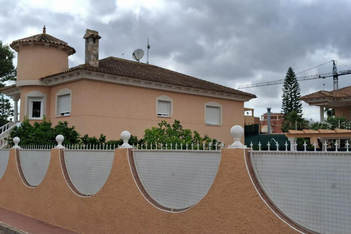 Reventa - House - Benferri - BENFIS PARK