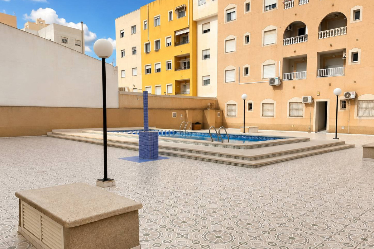 Herverkoop - Appartement  - Torrevieja