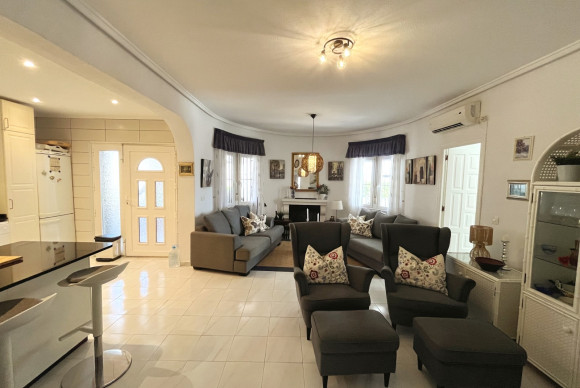 Herverkoop - Vrijstaande Villa - Ciudad Quesada - Upper Golf