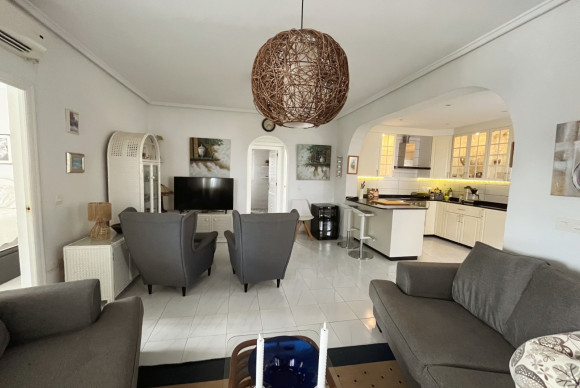 Herverkoop - Vrijstaande Villa - Ciudad Quesada - Upper Golf