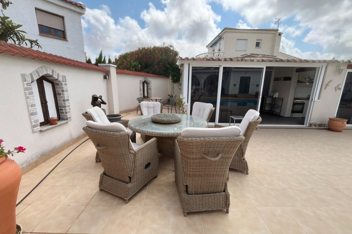 Herverkoop - Vrijstaande Villa - Ciudad Quesada - Upper Golf