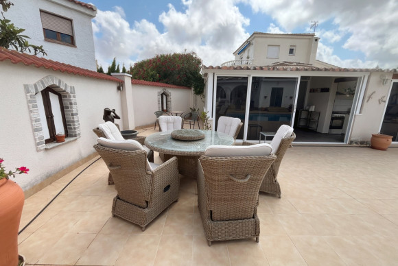 Herverkoop - Vrijstaande Villa - Ciudad Quesada - Upper Golf