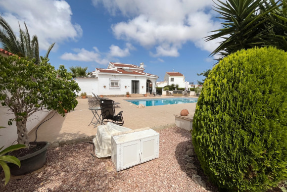 Herverkoop - Vrijstaande Villa - Ciudad Quesada - Upper Golf