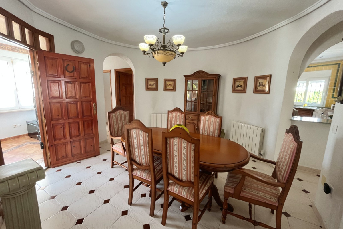 Herverkoop - Vrijstaande Villa - Ciudad Quesada - Central Quesada