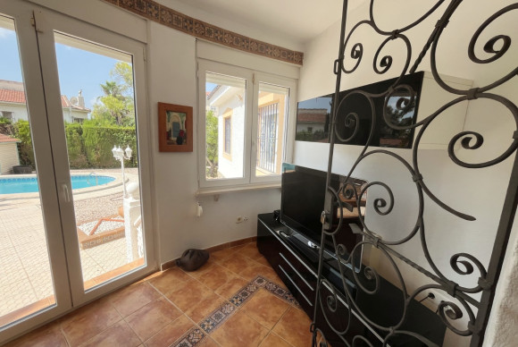 Herverkoop - Vrijstaande Villa - Ciudad Quesada - Central Quesada