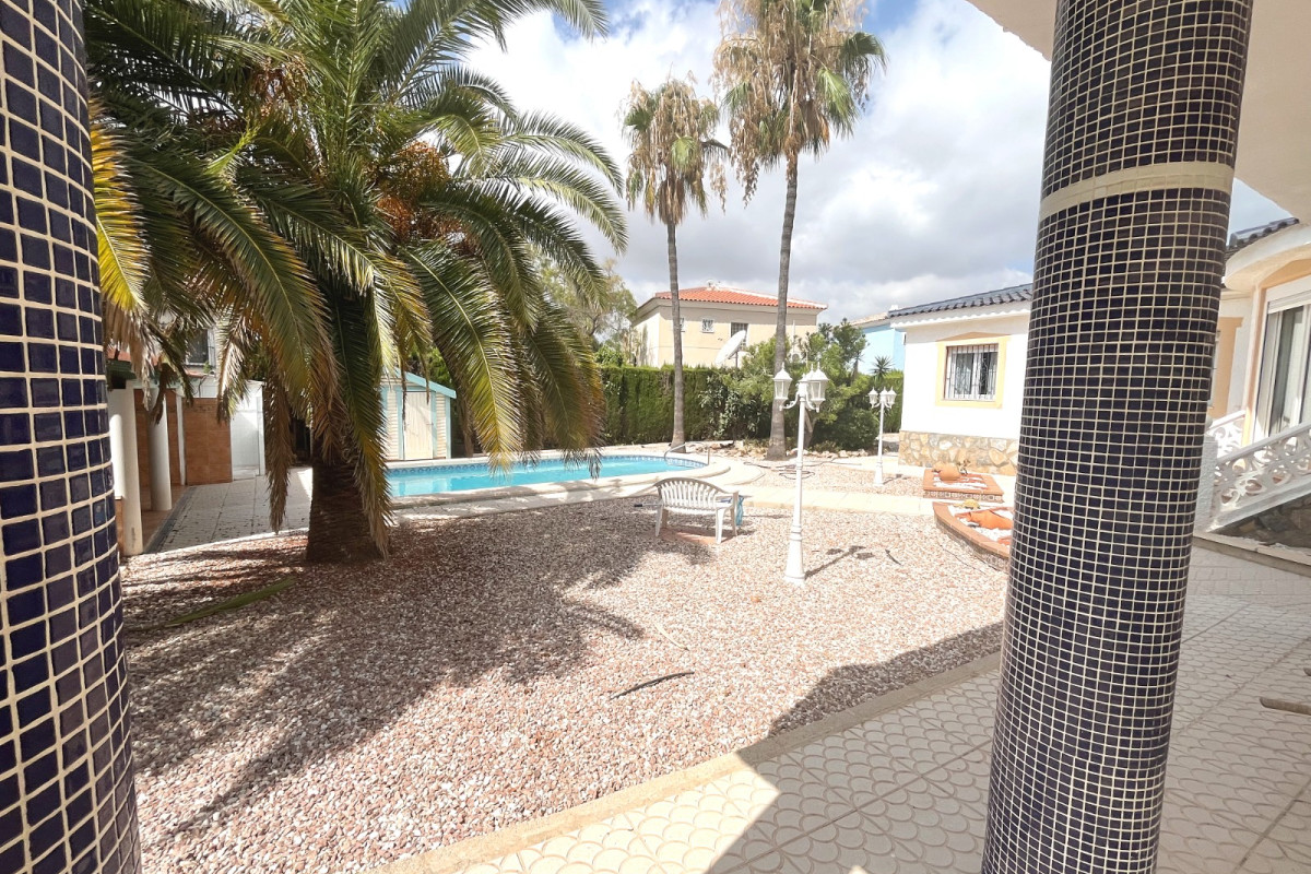 Herverkoop - Vrijstaande Villa - Ciudad Quesada - Central Quesada
