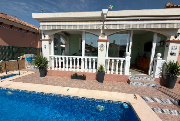 Herverkoop - Vrijstaande Villa - Los Montesinos - La Herrada