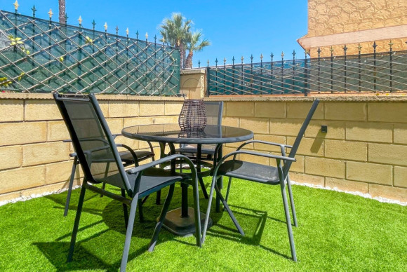 Resale - Townhouse - Orihuela Costa - Punta Prima