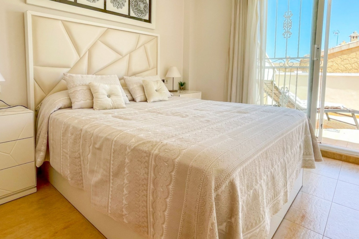 Resale - Townhouse - Orihuela Costa - Punta Prima