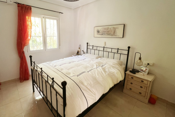 Herverkoop - Vrijstaande Villa - Ciudad Quesada - Central Quesada