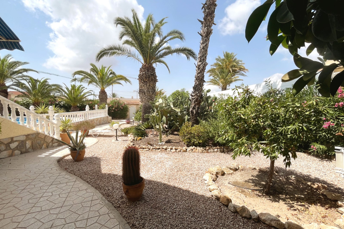 Herverkoop - Vrijstaande Villa - Ciudad Quesada - Central Quesada