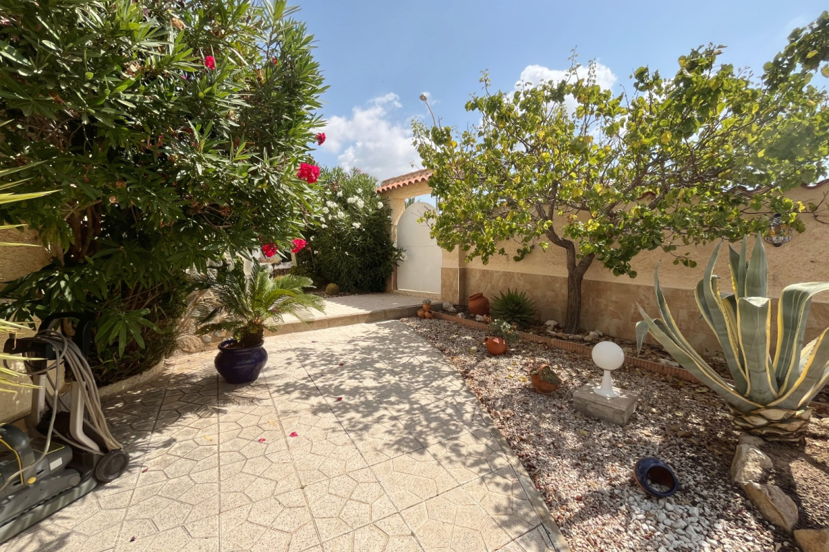 Herverkoop - Vrijstaande Villa - Ciudad Quesada - Central Quesada