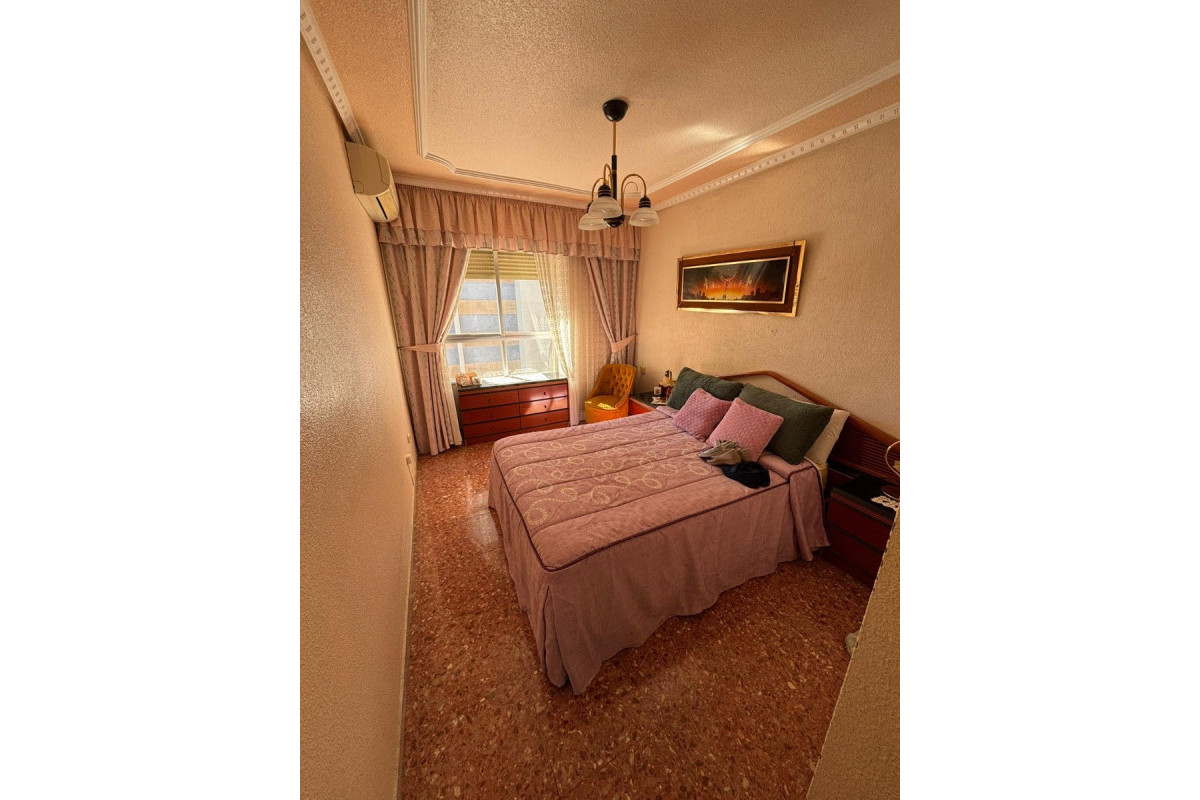 Revente - Apartment / flat - Benidorm - Levante