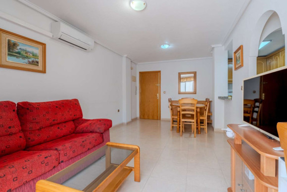 Resale - Apartment  - Torrevieja - El molino