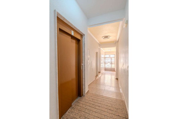 Resale - Apartment  - Torrevieja - El molino