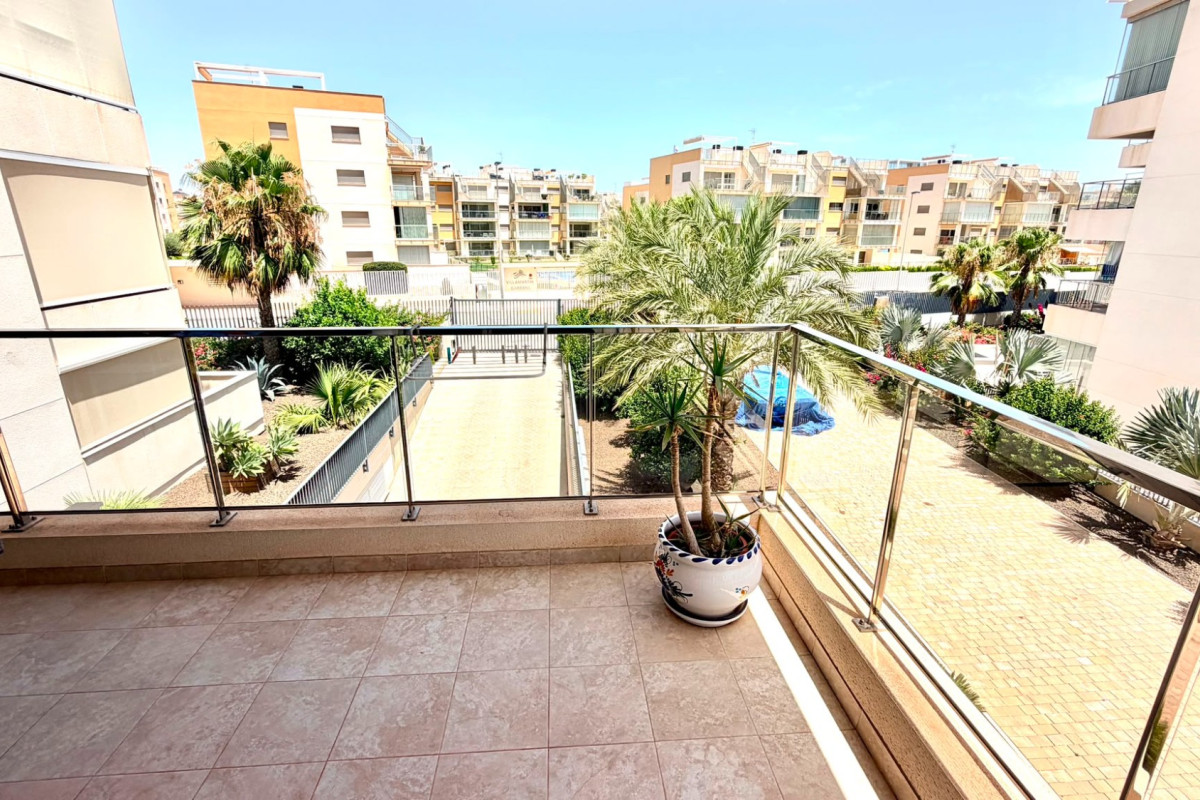 Herverkoop - Appartement  - Orihuela Costa - La Zenia