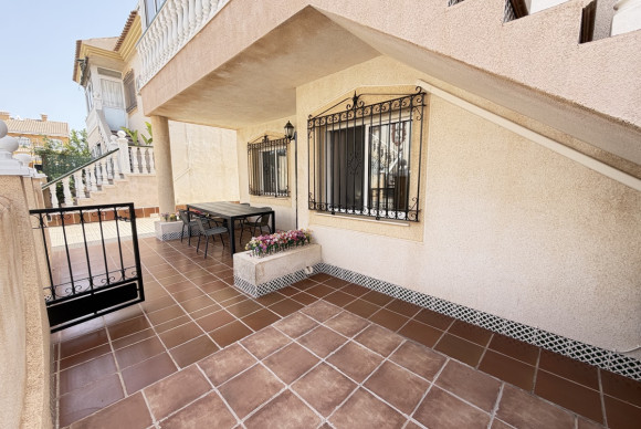 Herverkoop - Appartement  - Orihuela Costa - La Zenia