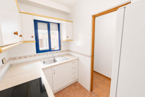 Herverkoop - Appartement  - Torrevieja - Estacion de autobuses