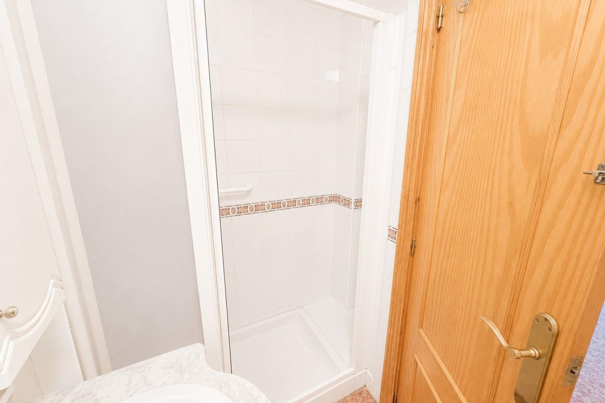Herverkoop - Appartement  - Torrevieja - Estacion de autobuses